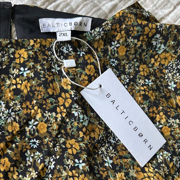 Baltic Born Black and Gold Floral Dress - Picture 2 of 5